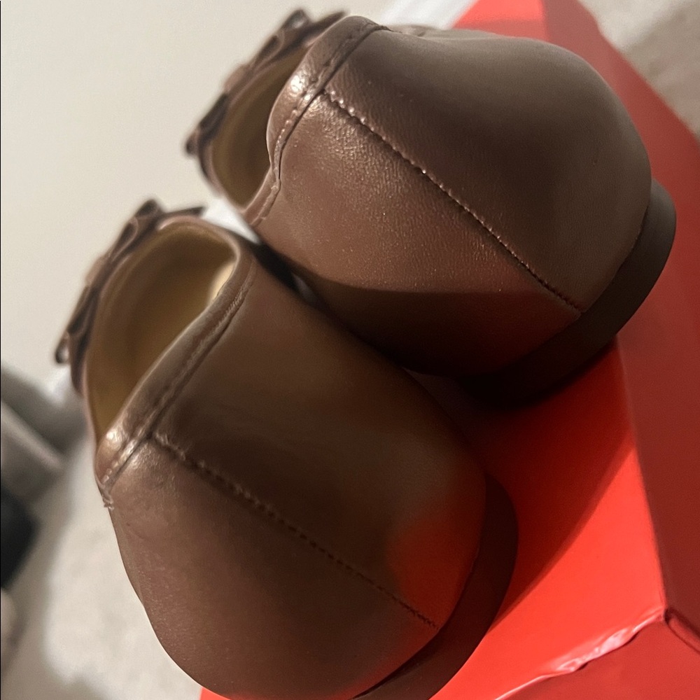 Ivanka Trump Brown Flats with Bow Accent - Picture 6 of 6